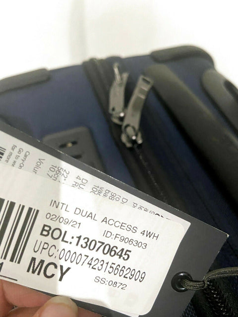 $850 Tumi ALPHA 3 22" International Dual Access Carry On Spinner Luggage