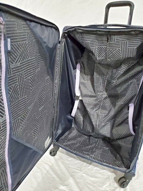 New American Tourister Tribute DLX 28" Softside Check-In Spinner Luggage Printed