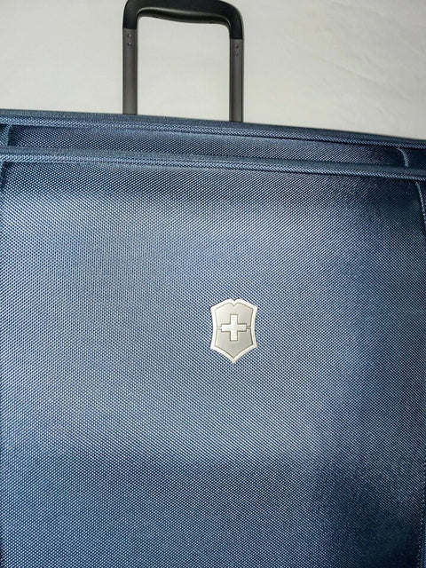$1000 Victorinox Swiss Army VX Avenue 27.5" Expandable Spinner Suitcase Navy