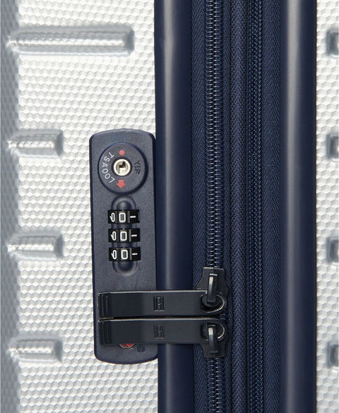 $450 New Tommy Hilfiger Riverdale 26" Hard Upright Check In Luggage Silver