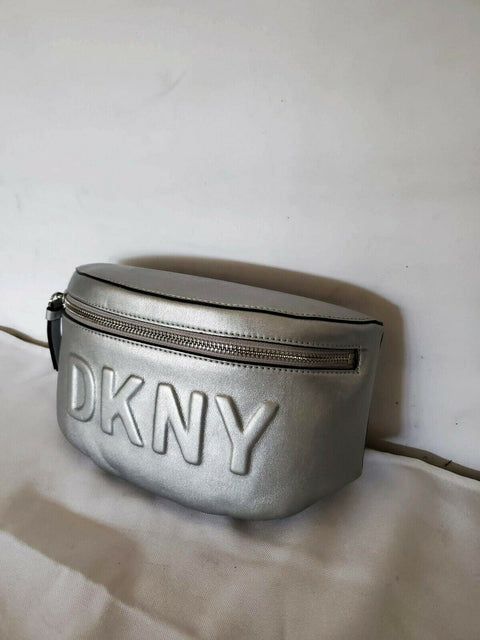 $198 New DKNY Tilly Logo Fanny Pack Belt Bag Leather Silver