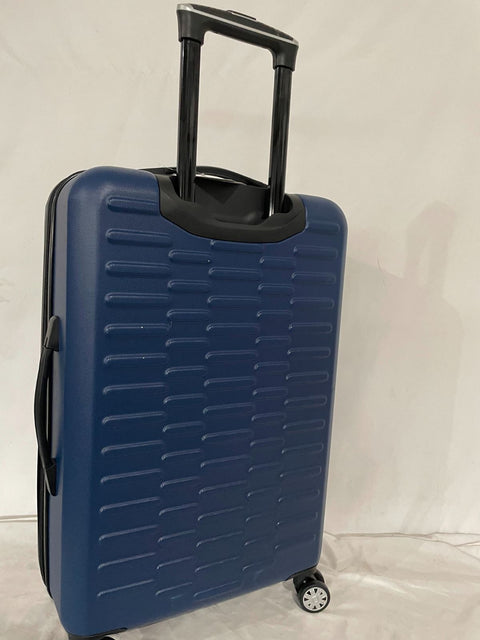 Travelers Club Shannon Spinner Expandable Luggage 24" Medium Check-In Blue
