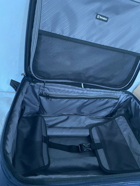 $680 Travelpro Crew Versapack Soft Expandable Two Wheel Luggage Blue 22" CarryOn