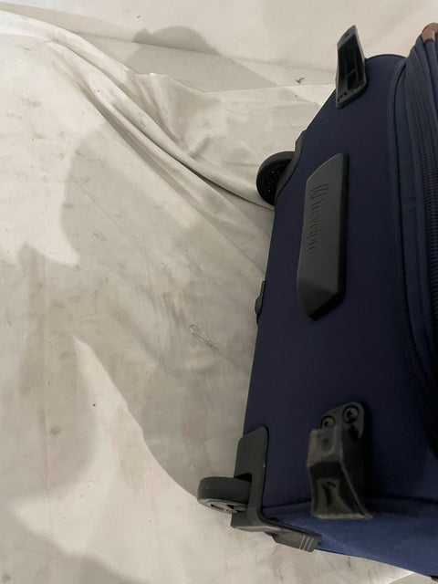 $680 Travelpro Crew Versapack Soft Expandable Two Wheel Luggage Blue 22" CarryOn
