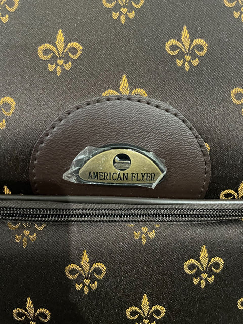 $580 New American Flyer Fleur De Lis 4 Piece Luggage Set Brown Expandable