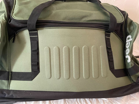 $150 Jeep Pilot 32" Wheeled Duffel Travel Bag Rolling Wheeled Green