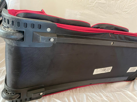 $150 Travelers Club Adventure 30" Xpedition Multi-Pocket Rolling Duffel Red Blk