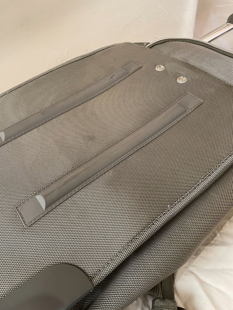 Delsey Two Wheeled Duffel Travel Bag Rolling Wheeled Silver Gray 22" carry on