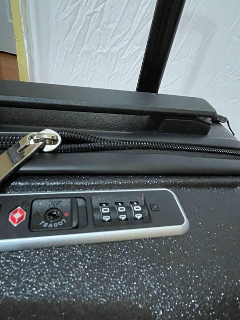 $350 New Calvin Klein Cheer 20" Hard-Case Luggage Black Spinner Carry On TSA
