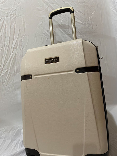 $420 London Fog Brentwood II 20" Expandable Hard-side Carry-On Spinner Luggage