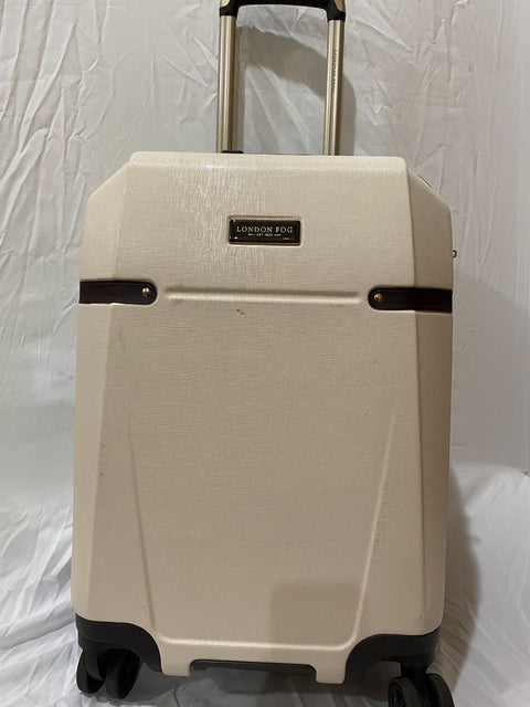 $420 London Fog Brentwood II 20" Expandable Hard-side Carry-On Spinner Luggage