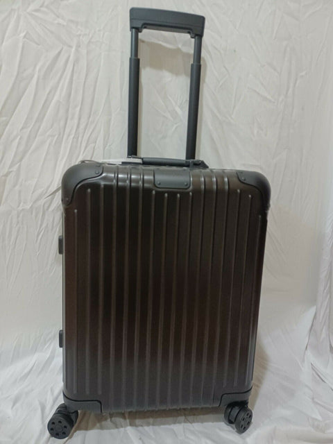 New Rimowa ORIGINAL Cabin Plus Black Aluminum Carry On 22" Luggage Spinner