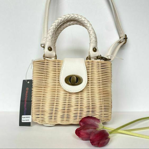 New LIKE Dreams Women's White Straw Shoulder Bag Crossbody Hand Bag