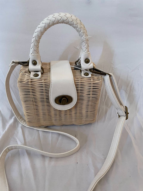 New LIKE Dreams Women's White Straw Shoulder Bag Crossbody Hand Bag