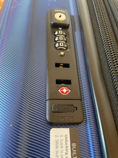 $480 New Delsey Shadow 5.0 21" Hardside Carry On Spinner Luggage Blue USB
