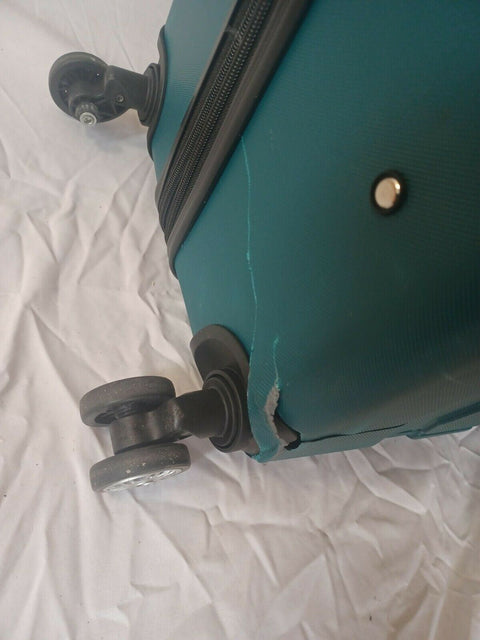Travelers Club Madison Expandable Spinner Luggage Green 28" Large Suitcase Teal