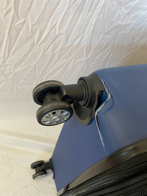 Travelers Club Madison Expandable Spinner Luggage Blue 28" Large Suitcase