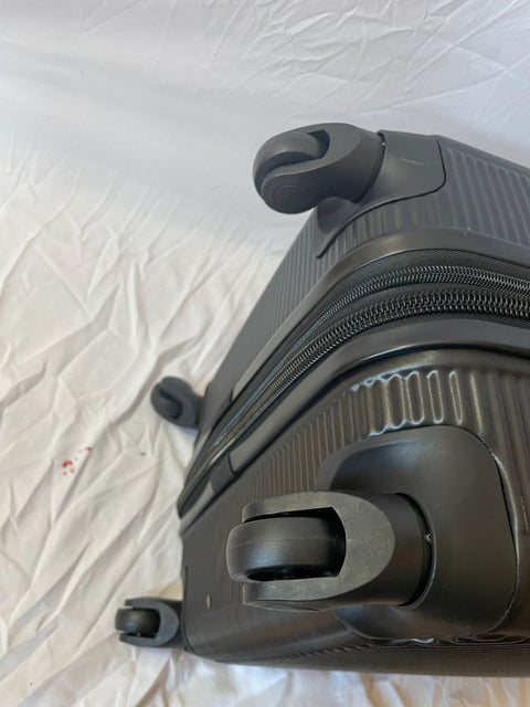 $520 New Champs Iconic 24" Spinner TSA Lock Hardcase Black Luggage Suitcase