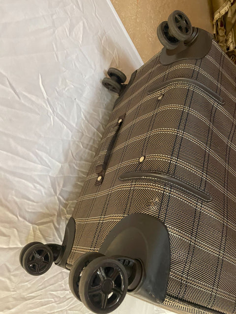$400 London Fog Brentwood II 29" Expandable Spinner Luggage Suitcase Plaids