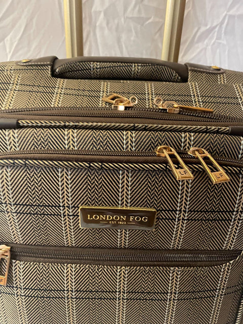 $320 London Fog Brentwood II 20" Expandable Spinner Luggage Suitcase Carry On