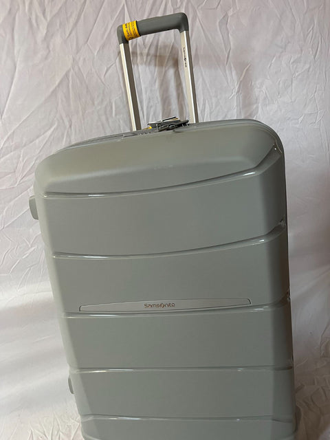 $480 Samsonite Outline Pro 25" Hard Medium Check In Spinner Luggage Gray