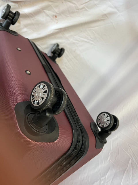 $360 Travelers Club Shannon Spinner Expandable Luggage 28" Large Check-In Wine