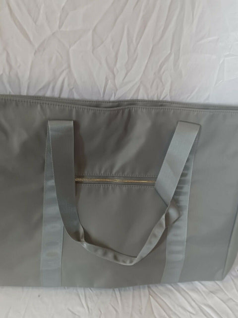 New BADGLEY MISCHKA NYLON TRAVEL TOTE WEEKENDER BAG - LIGHTWEIGHT BAG GRAY