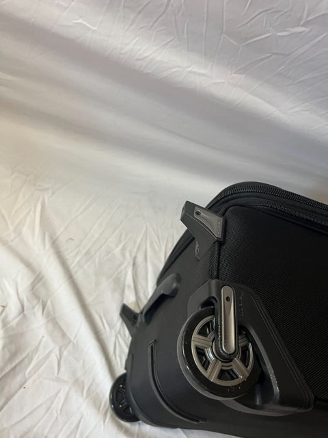 $680 Travelpro Luggage Platinum Elite 22" Expandable Carry-on Two Wheel Suiter