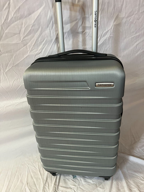 $680 Samsonite Uptempo Carry-On Expandable Spinner Suitcase 21" Luggage Silver