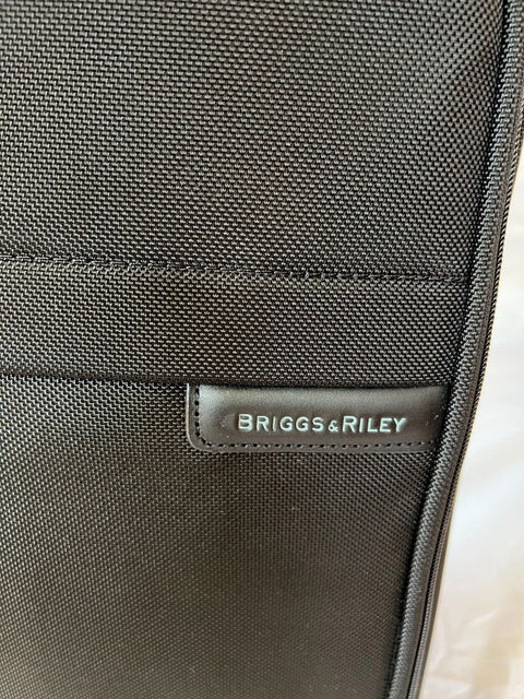 New Briggs & Riley Baseline Medium Expandable Spinner Luggage Suitcase 25"