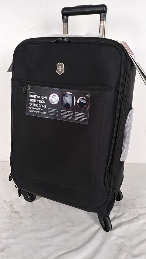 $500 NWT Victorinox Swiss Avolve 3.0 22" Extra Capacity Spinner Carry-On Luggage